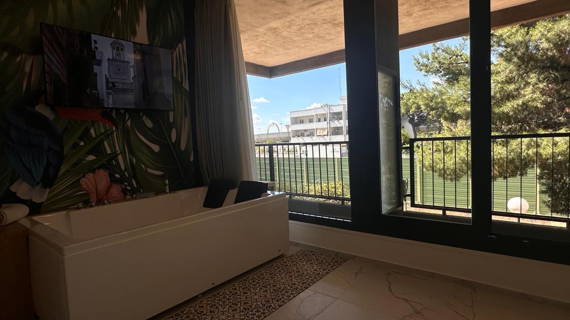 Cconforthotels Puglia Promenade Apartment 5 巴里 外观 照片